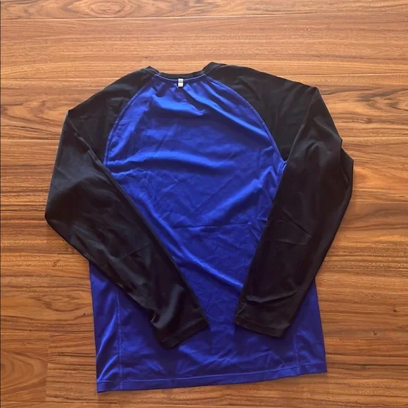 Speedo Men's Black and Blue Rash Guard - Picture 4 of 4
